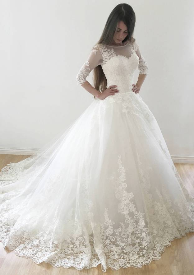 Ball Gown Bateau Half Sleeve Court Train Tulle Wedding Dress With Appliqued Lace