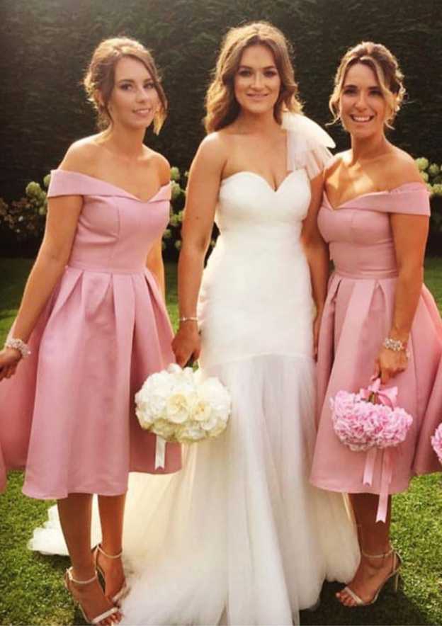 A-line/Princess Off-the-Shoulder Sleeveless Tea-Length Satin Bridesmaid Dresses With Pleated