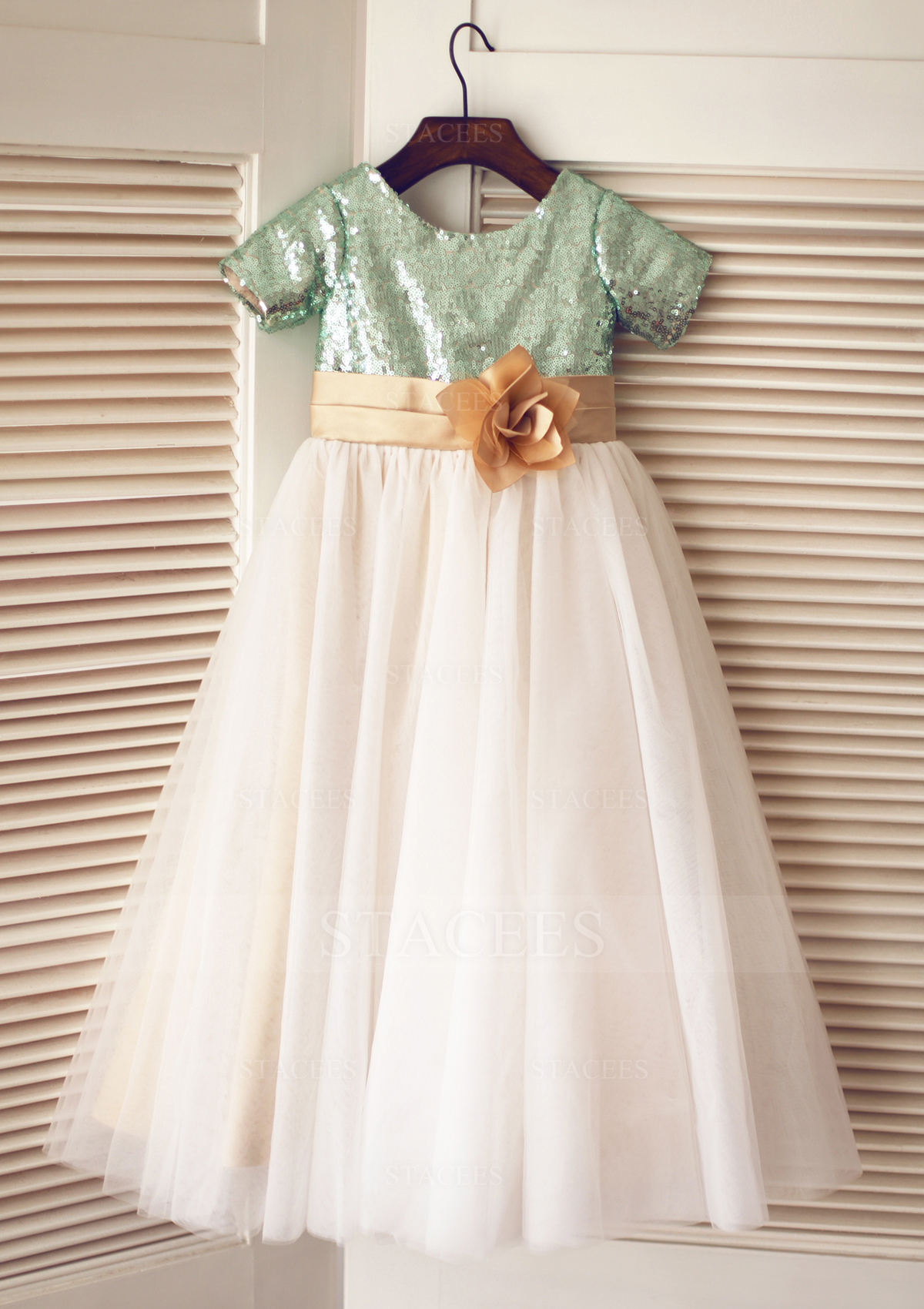 A-line/Princess Short Sleeve Scoop Neck Ankle-Length Tulle Sequined Flower Girl Dress With Flowers