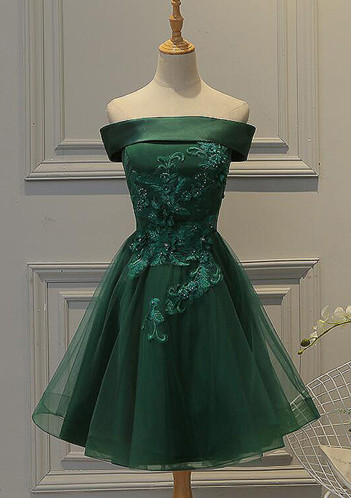 Dark Green A-line Square Neckline Sleeveless Tulle Satin Short/Mini Homecoming Dress With Appliqued Beading - STACEES