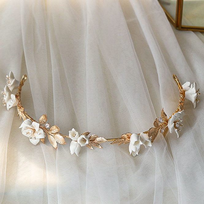 Beautiful Romantic Simple Ladies Headpieces With Pearl