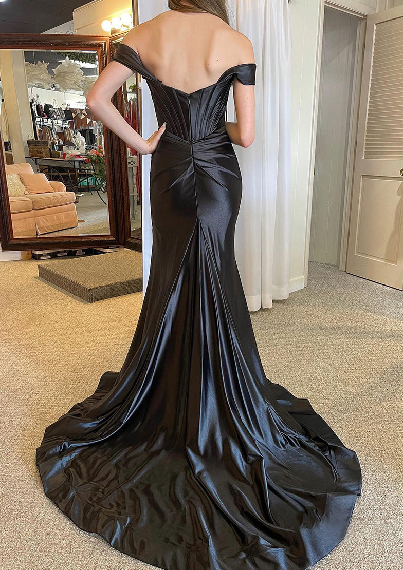Black Trumpet/Mermaid Off-the-Shoulder Regular Straps Court Train Silk like Satin Prom Dress With Pleated Split - STACEES