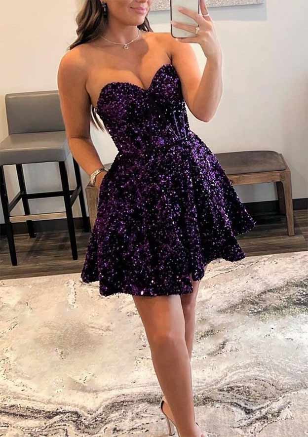 A-line Sweetheart Sleeveless Short/Mini Velvet Sequins Homecoming Dress with Pockets