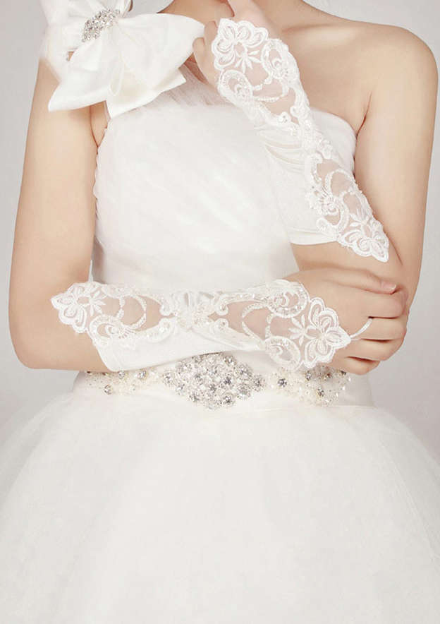 Dreamy Elbow Length Lace Fingerless Bridal/Wedding Gloves