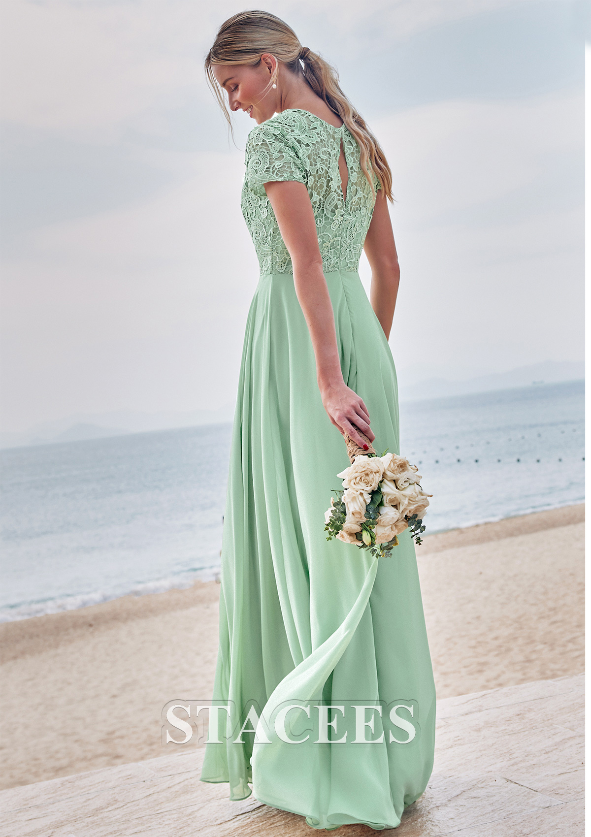 Sauge Poudrée Robe trapèze scoop mousseline ras du sol robe de demoiselle d'honneur - STACEES