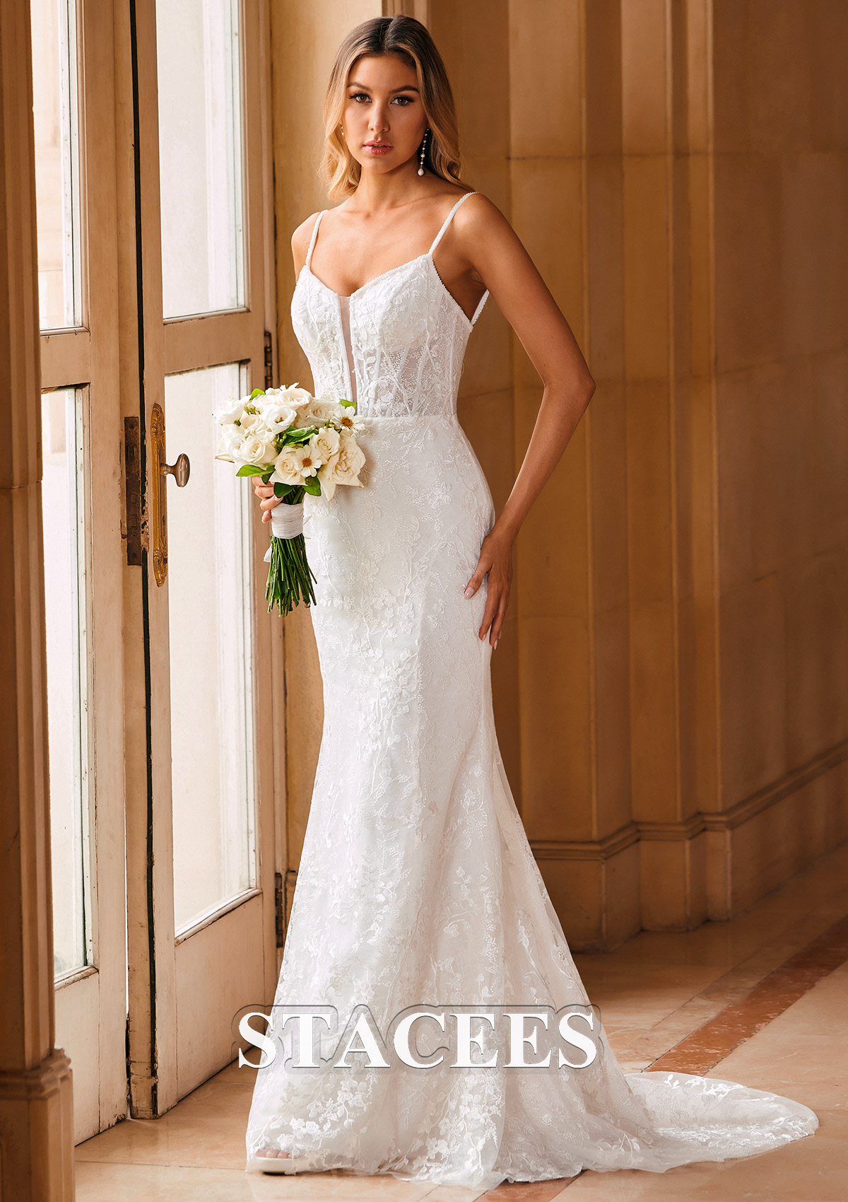 trumpet/mermaid v-neck court train tulle lace wedding dress Wedding Dress Ivory 2026 Trumpet Tulle Court Train Sweetheart