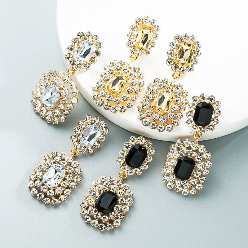 Pendientes de aleación de moda con strass atractivos para chica