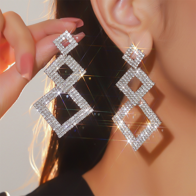 Shining Unique Female Geometric Rhinestones Earrings