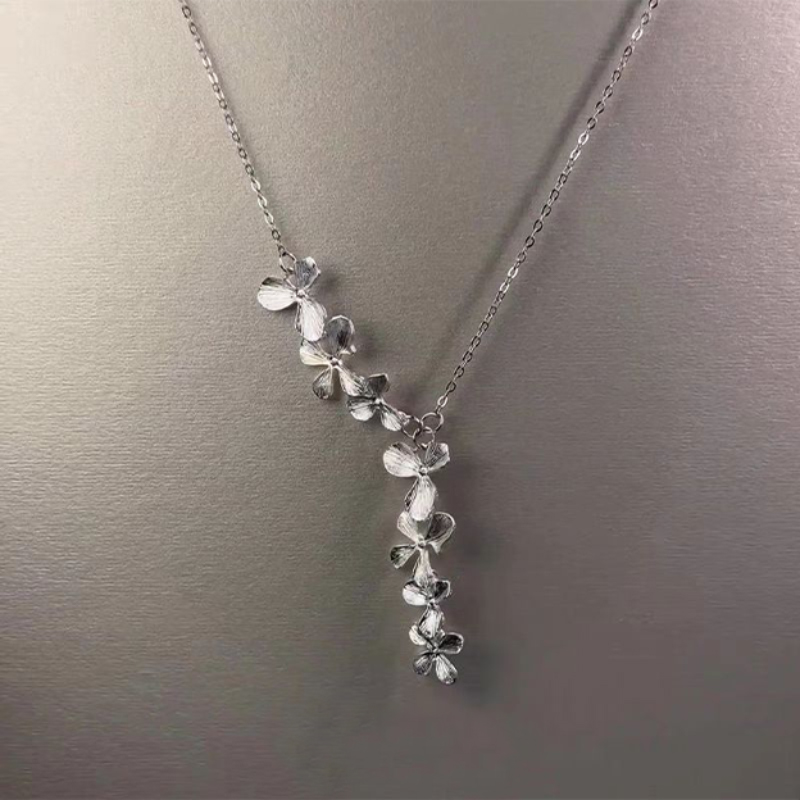 Collar elegante de aleación para mujer 