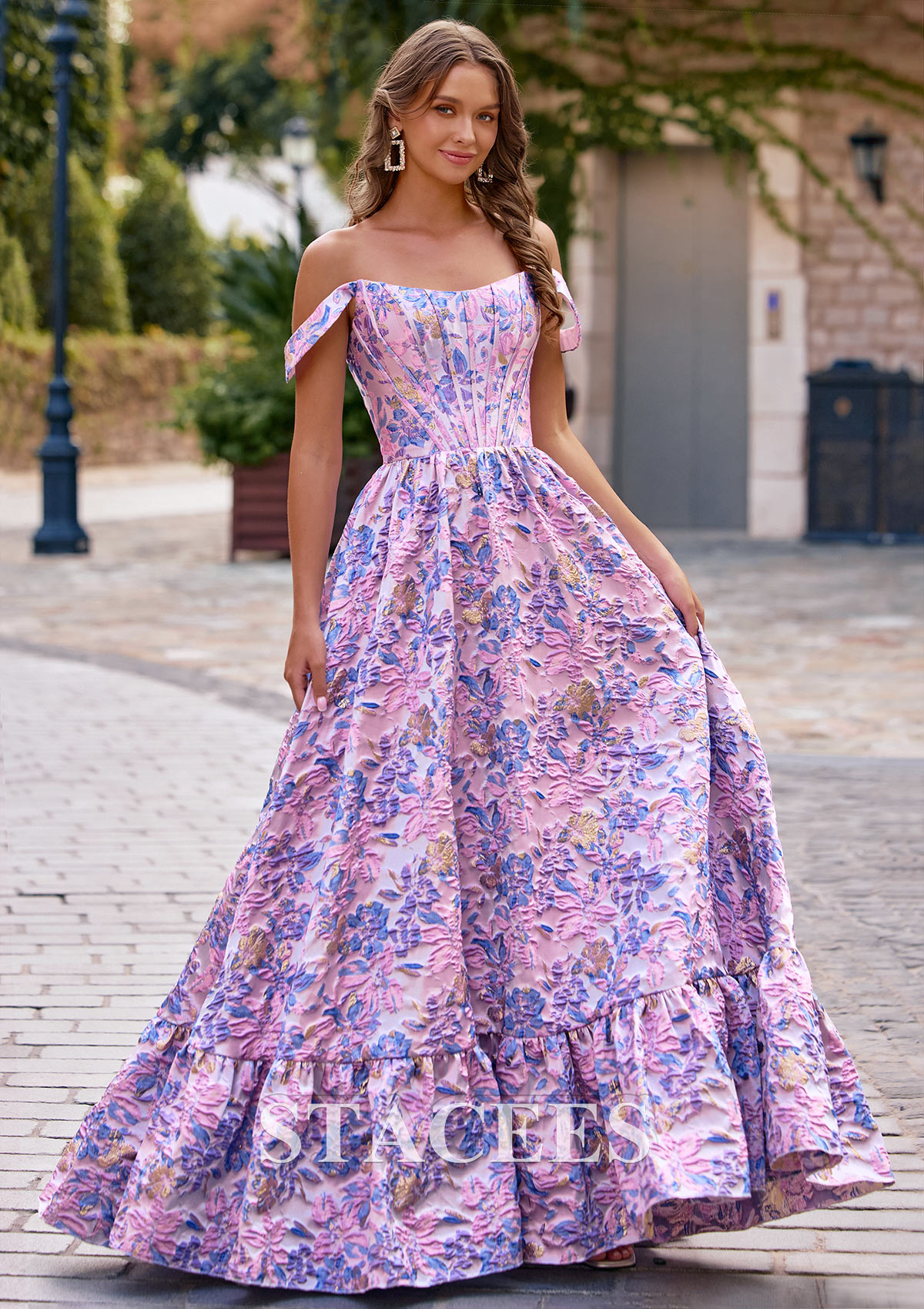 Pink Lilac Floral Trapèze robe princesse épaule dénudée brocart longueur ras du sol robe de bal avec volants imprimé floral - STACEES