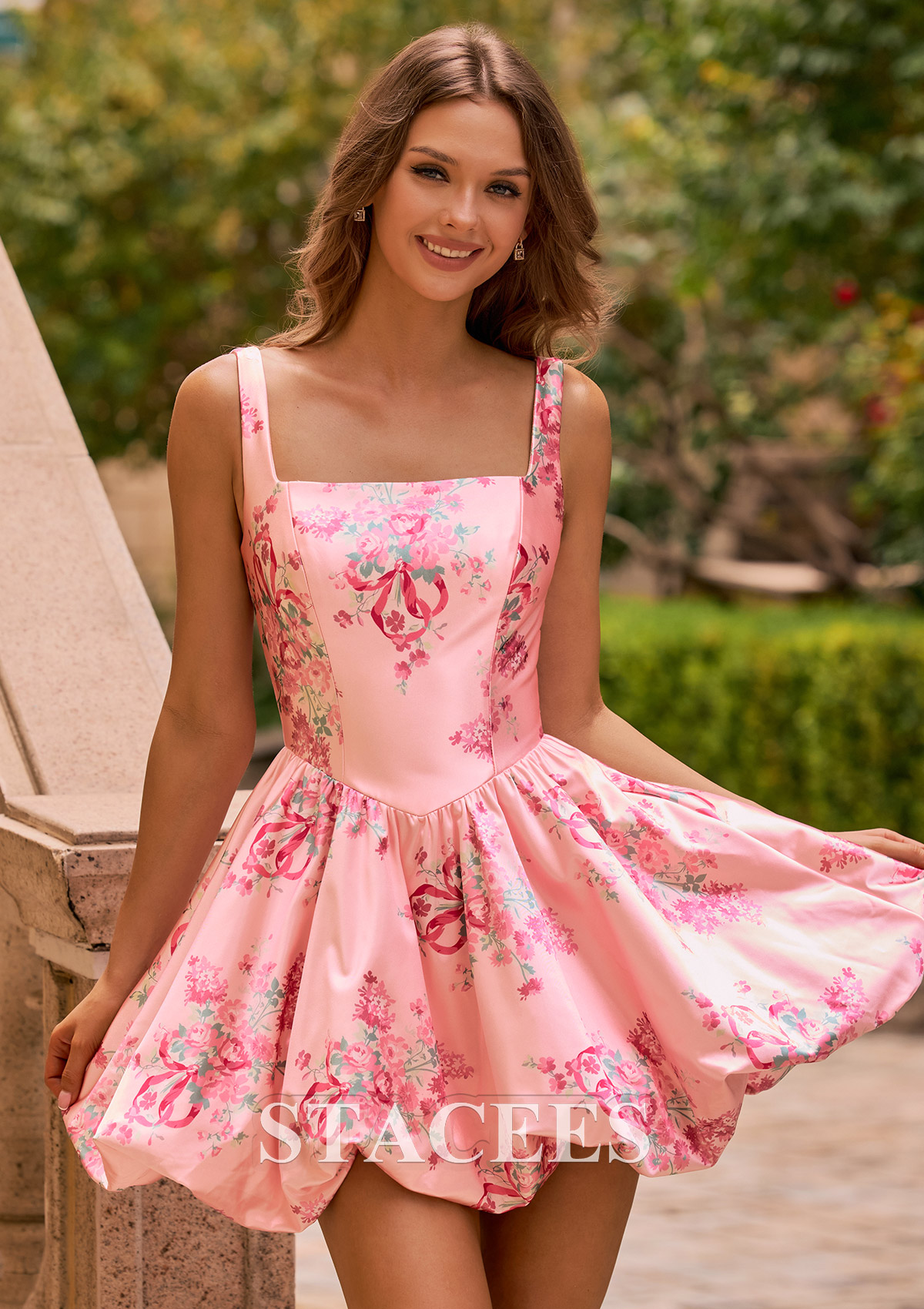 Floral rose bonbon Robe trapèze bateau soie comme du satin courte/mini robe de fête de la rentré avec imprimé floral - STACEES