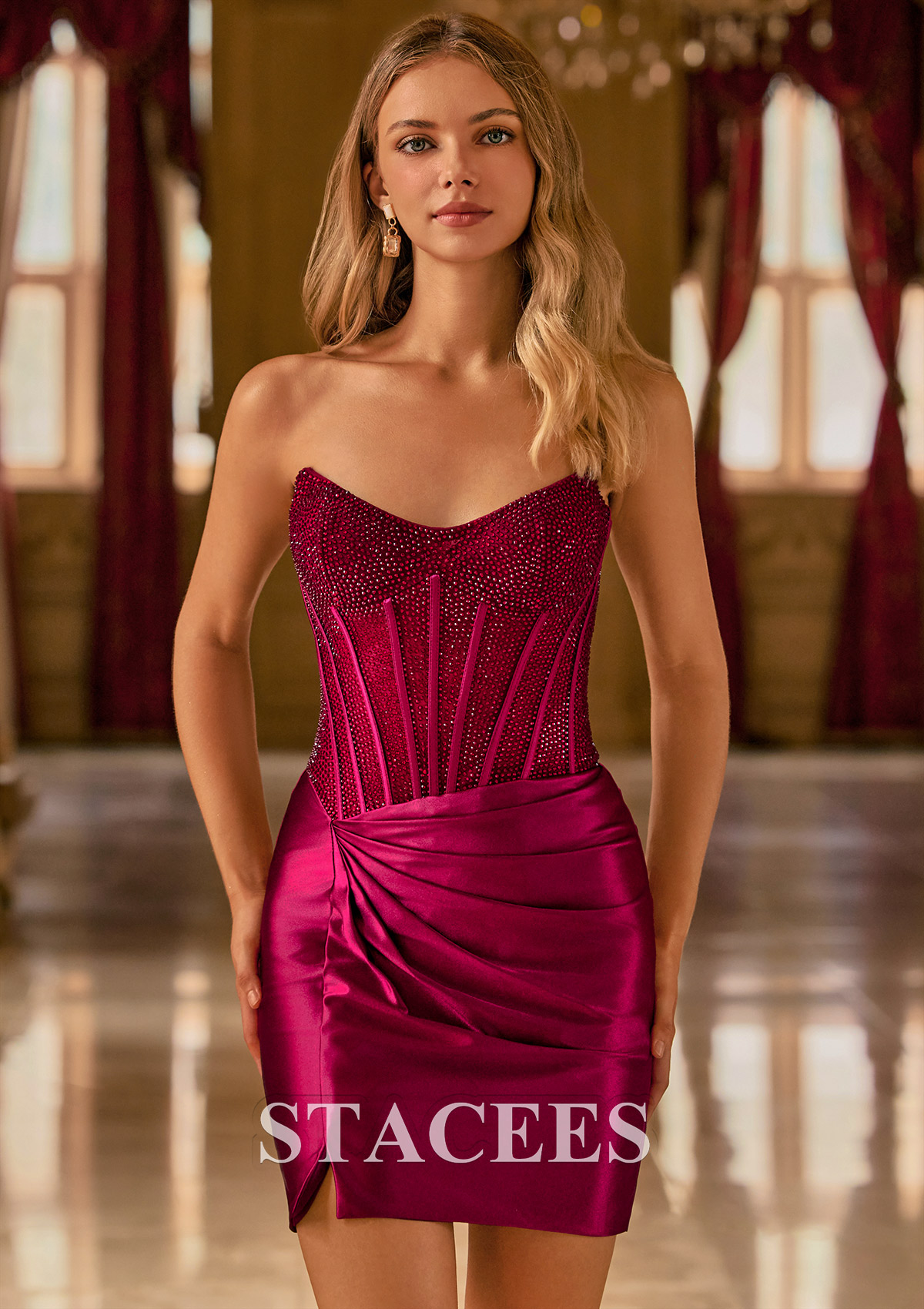 Bordeaux Fourreau bateau soie comme du satin courte/mini robe de fête de la rentré avec perles plissé fendue - STACEES