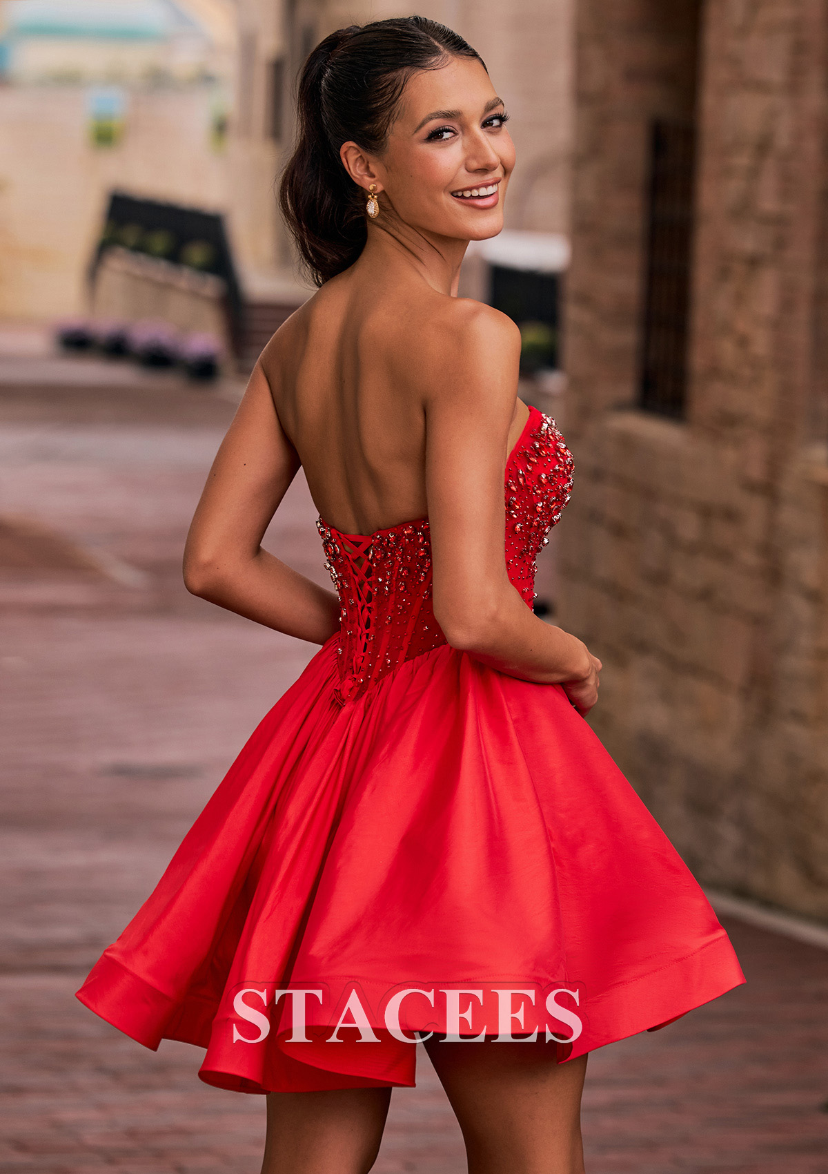 Rouge Robe trapèze cache coeur taffetas courte/mini robe de fête de la rentrée avec perles plissé - STACEES