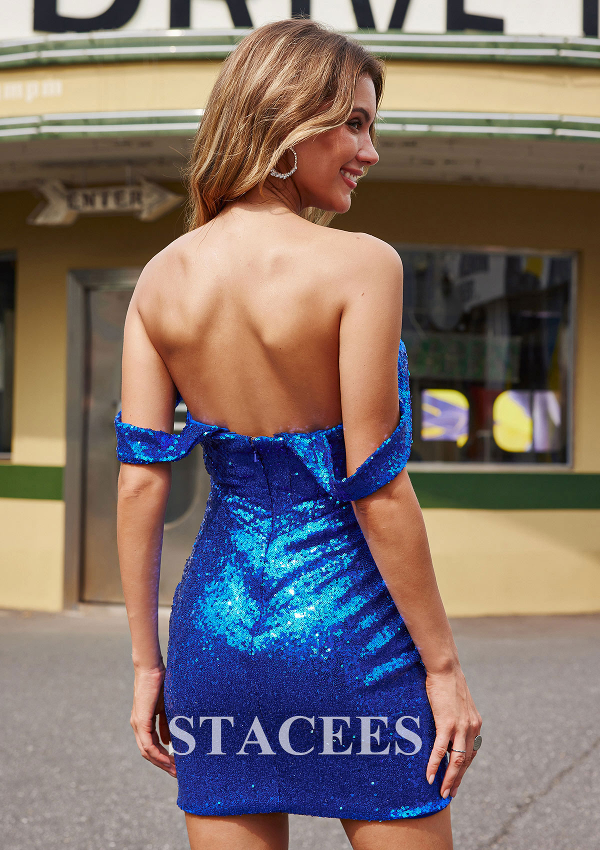 Bleu Royal Fourreau épaule dénudée paillettes courte/mini robe de fête de la rentrée - STACEES