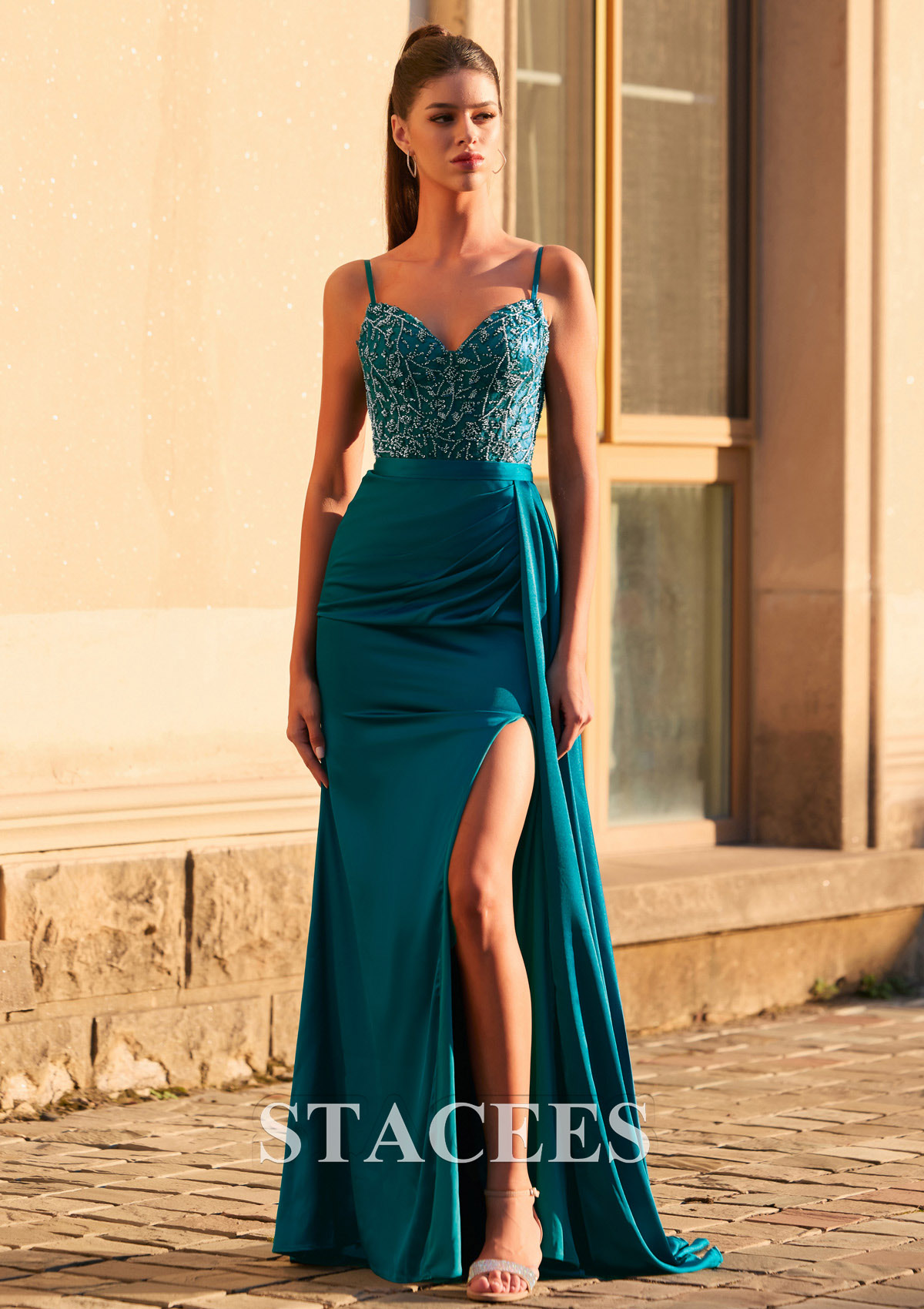 Bleu Paon Trumpette/Sirène col en v satin traîne balayage robe de bal  - STACEES