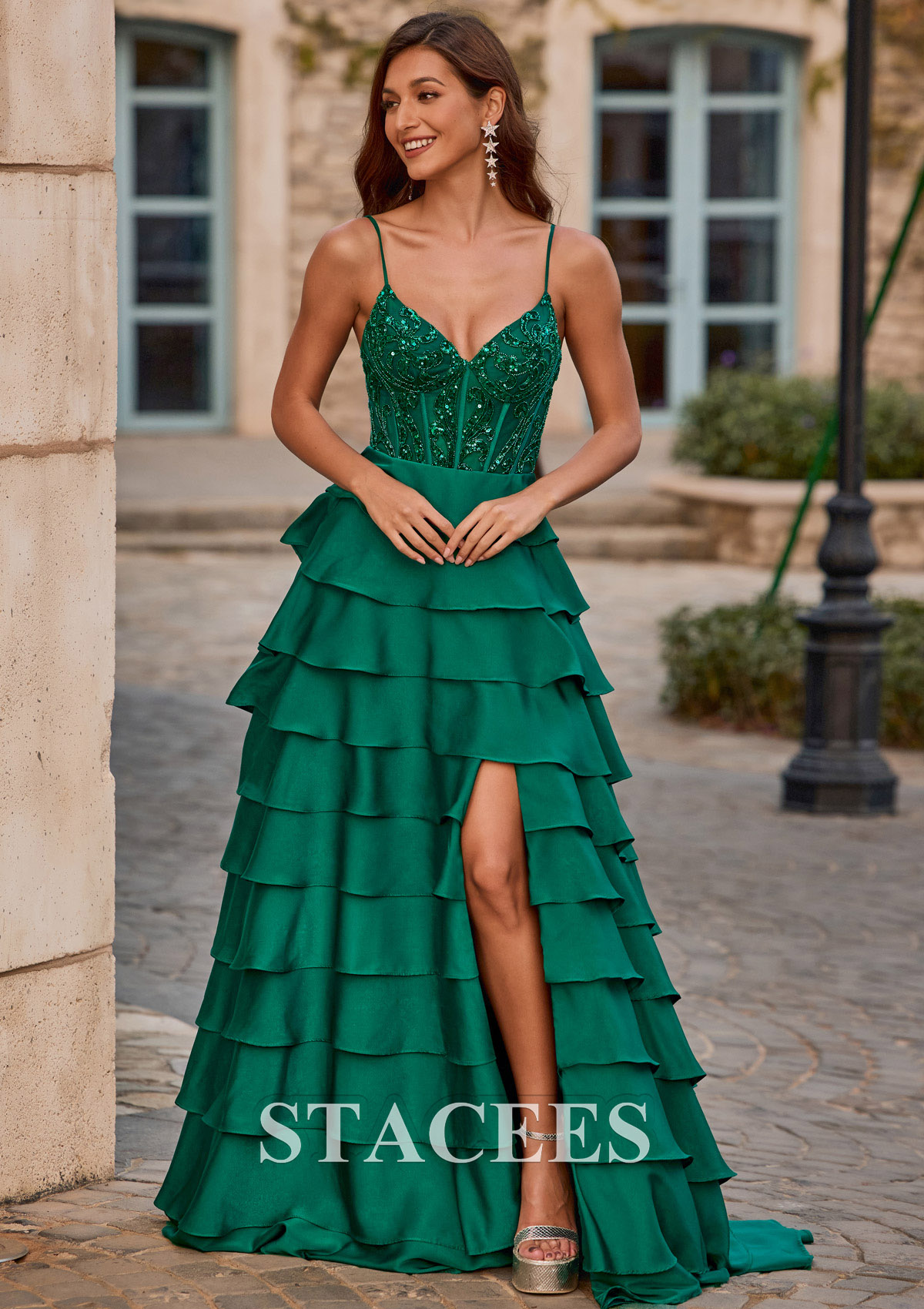 Vert Foncé Trapèze col en v satin extensible traîne balayage robe de bal  - STACEES
