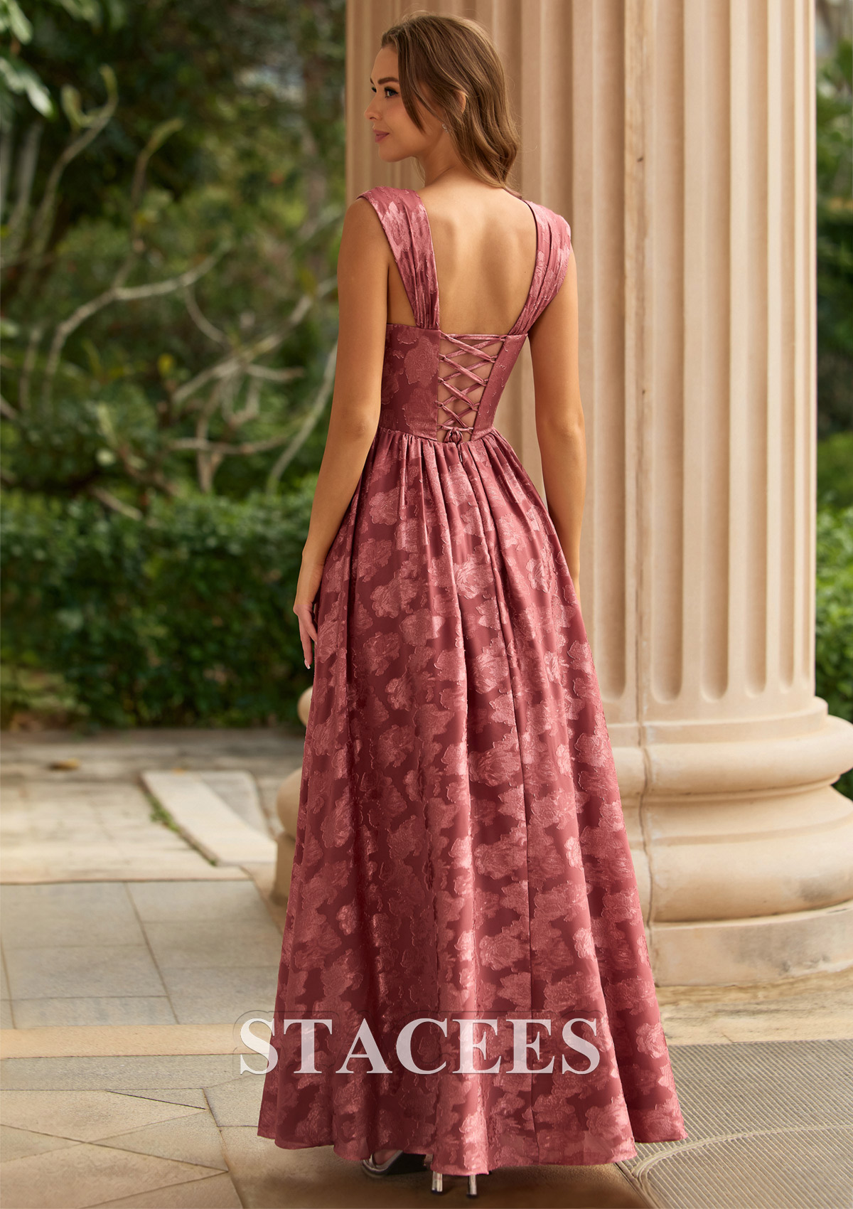 Rose Poudré Trapèze carrée jacquard longueur ras du sol robe de bal avec plissé - STACEES