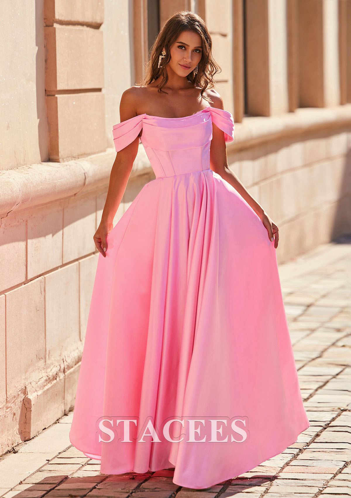 Rose Bonbon Trapèze épaule dénudée satin ras du sol robe de bal  - STACEES