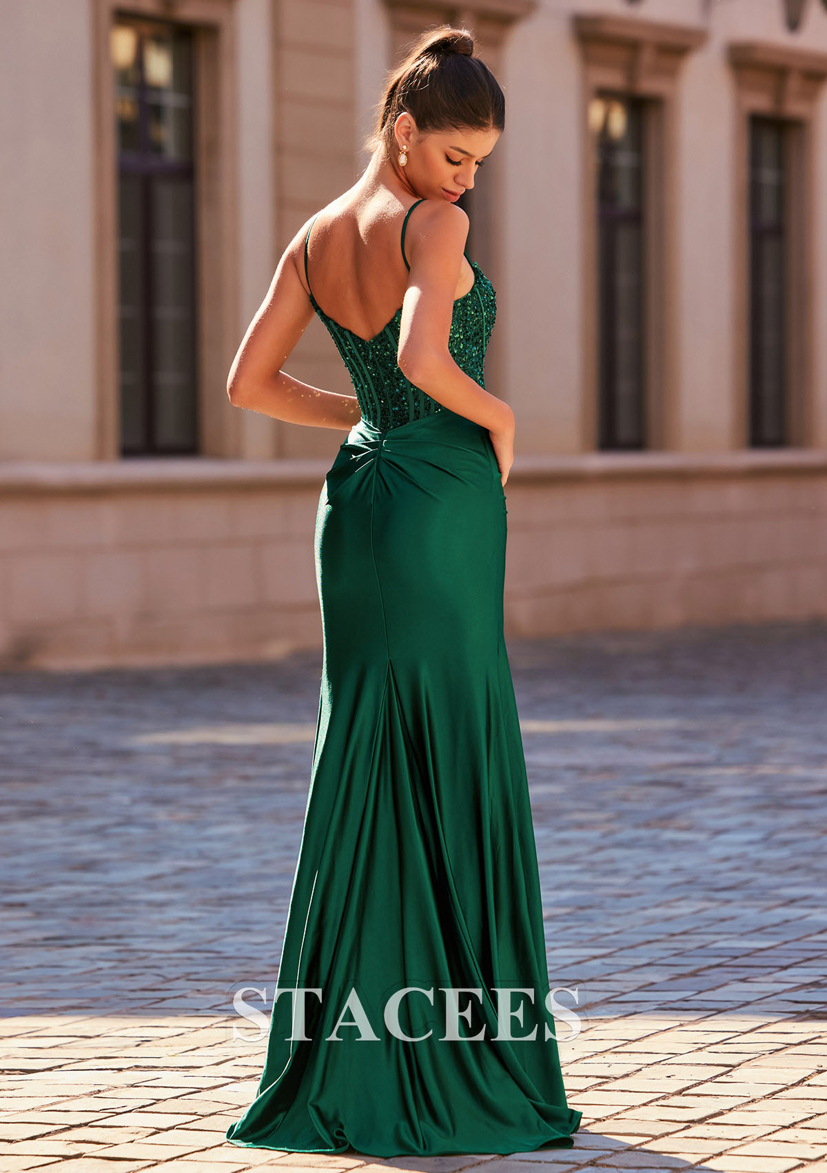 Vert Foncé Fourreau carrée soie comme du satin traîne balayage robe de bal  - STACEES