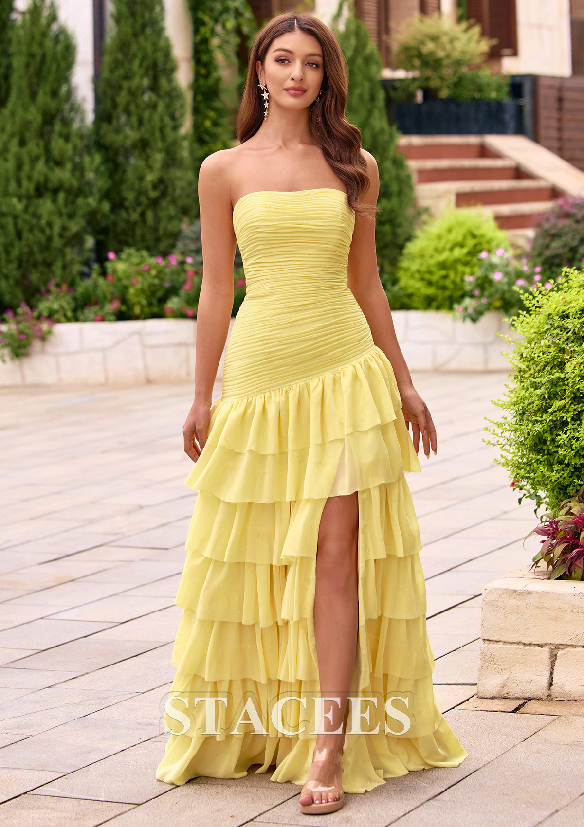 Jaune Trapèze carrée mousseline traîne balayage robe de bal avec strass thermocollant plissé - STACEES