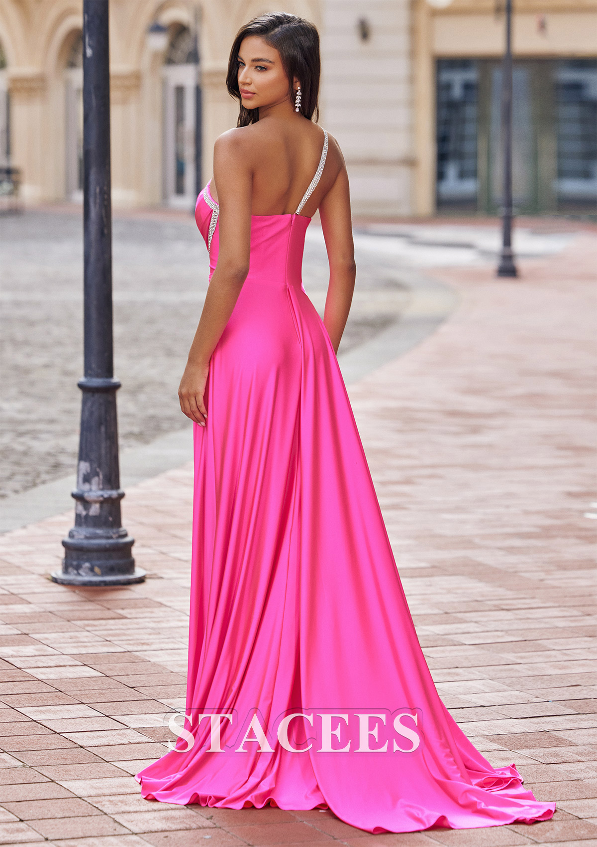 Fuchsia Robe trapèze une épaule jersey traîne balayage robe de bal - STACEES